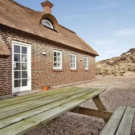 別荘 Beach Front Home In Harboore With Sauna Harboør
