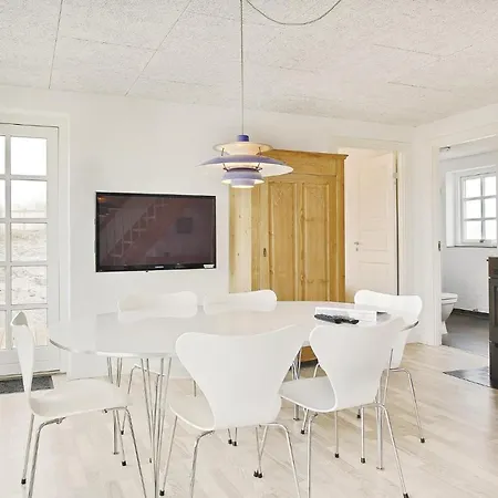 別荘 Beach Front Home In Harboore With Sauna