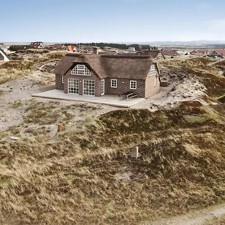 別荘 Beach Front Home In Harboore With Sauna